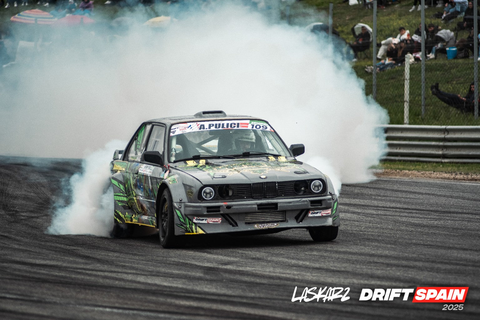 BMW E30 de la Bigtoon's Family en drift