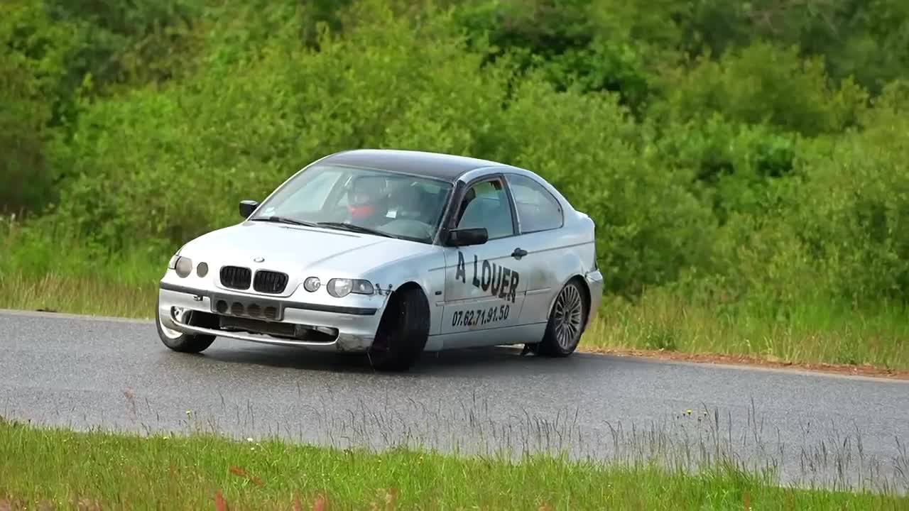 BMW E46 Compact blanche proposée à la location